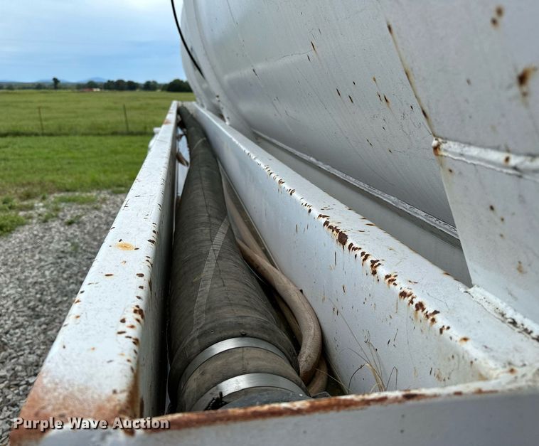 image for item OC9138 2014 Shop built  tank trailer