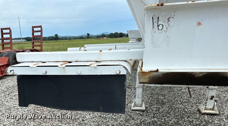 image for item OC9138 2014 Shop built  tank trailer