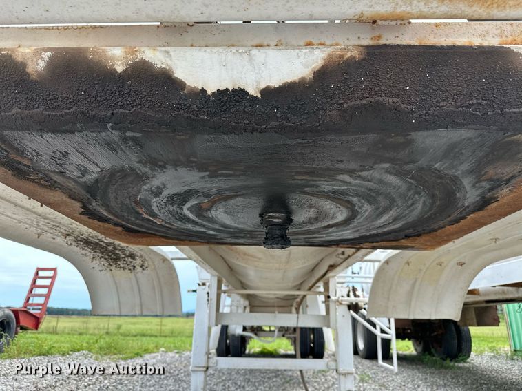 image for item OC9138 2014 Shop built  tank trailer