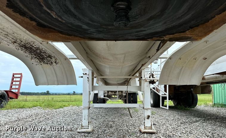 image for item OC9138 2014 Shop built  tank trailer