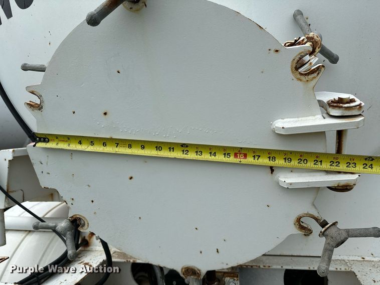 image for item OC9138 2014 Shop built  tank trailer