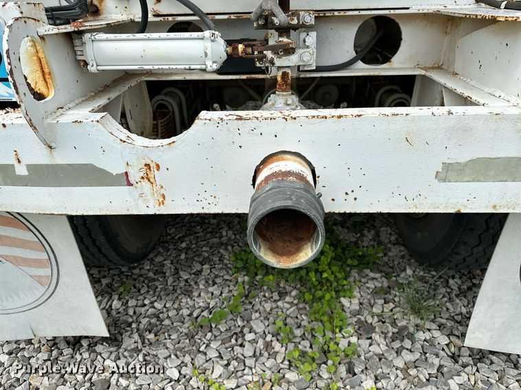 image for item OC9138 2014 Shop built  tank trailer