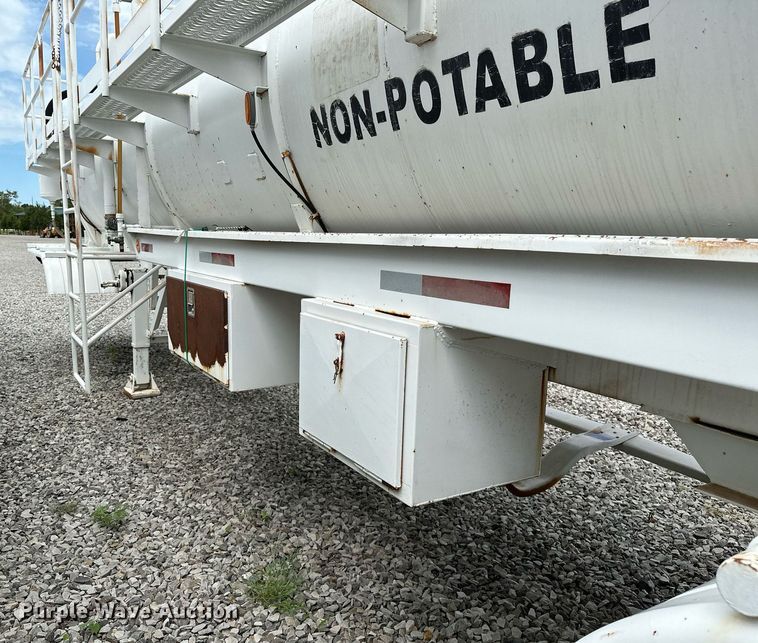 image for item OC9138 2014 Shop built  tank trailer