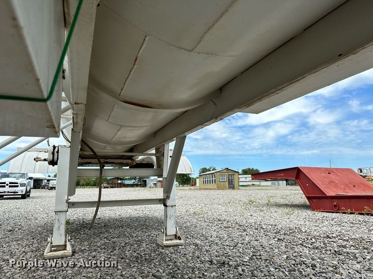 image for item OC9138 2014 Shop built  tank trailer