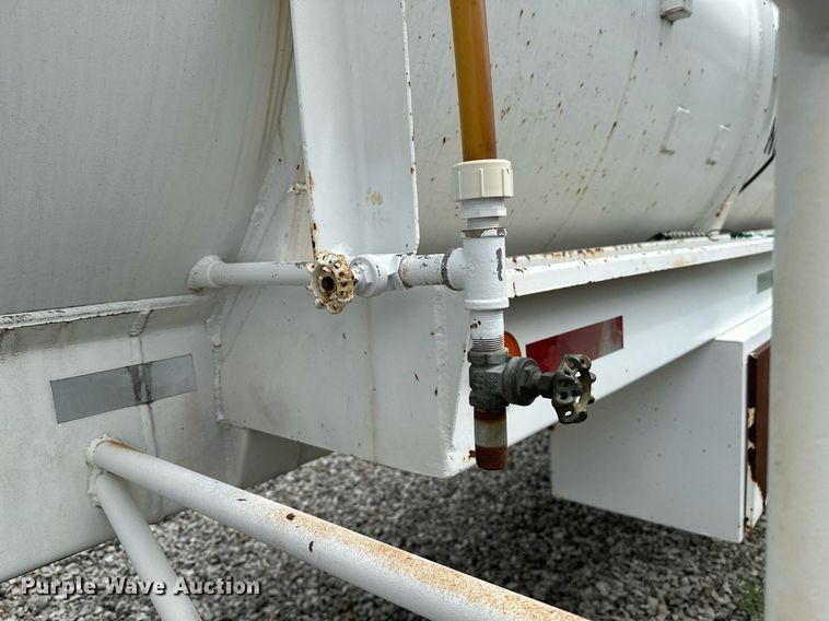 image for item OC9138 2014 Shop built  tank trailer