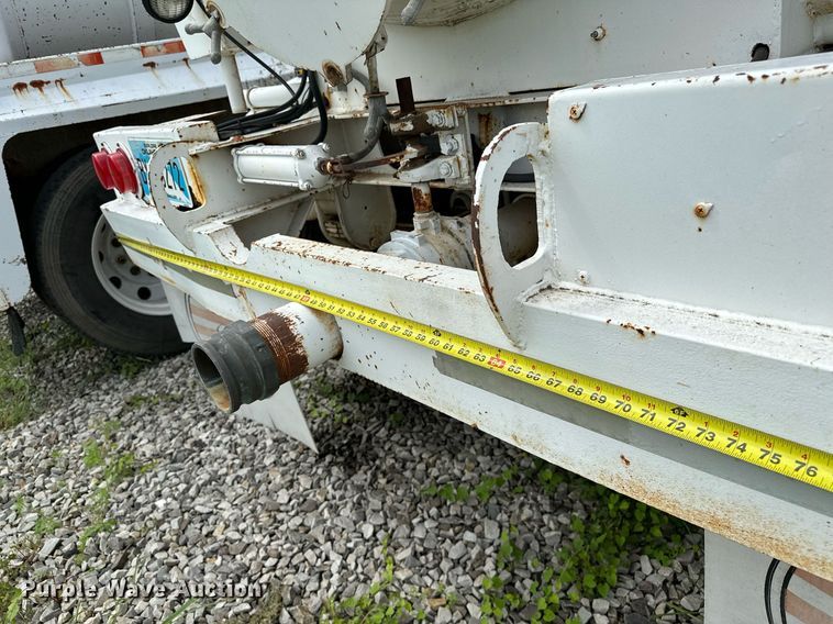 image for item OC9138 2014 Shop built  tank trailer