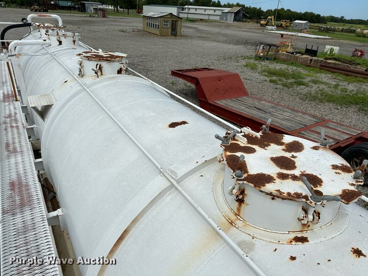 image for item OC9138 2014 Shop built  tank trailer