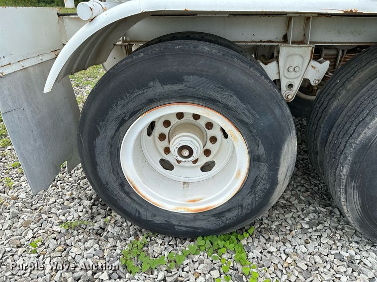 image for item OC9138 2014 Shop built  tank trailer