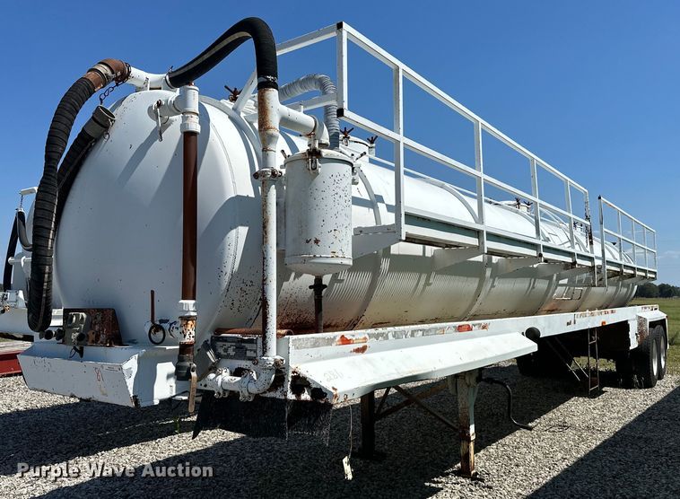 image for item OG9155 2006 V.E. Enterprises EV130  tank trailer