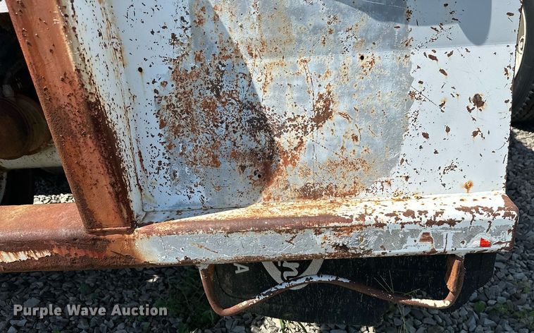 image for item OG9155 2006 V.E. Enterprises EV130  tank trailer