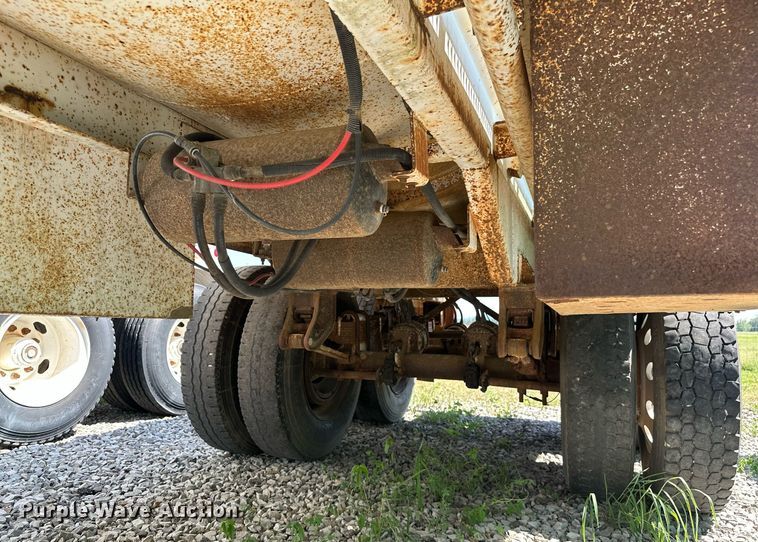 image for item OG9155 2006 V.E. Enterprises EV130  tank trailer