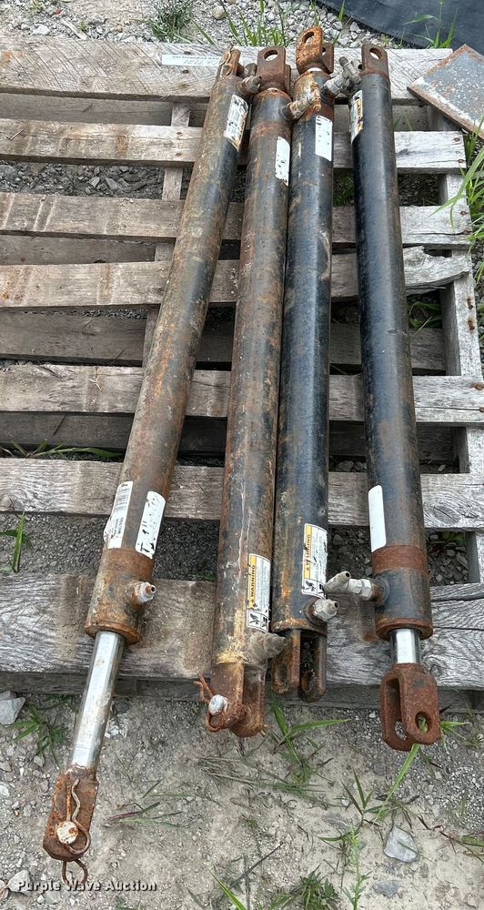 image for item OK9721 (2) precast stands