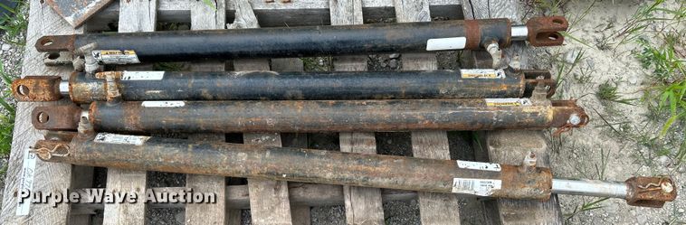 image for item OK9721 (2) precast stands