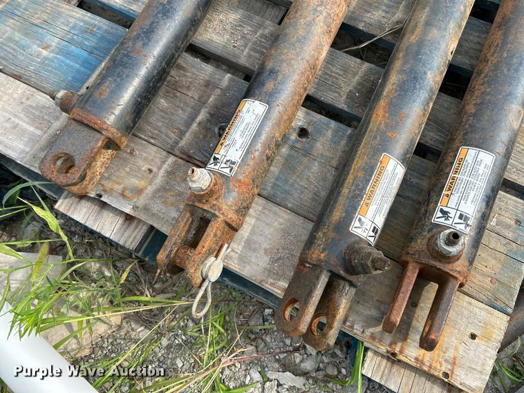 image for item OK9722 (2) precast stands