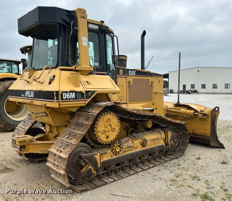 image for item OK9730 1998 Caterpillar D6M XL  dozer