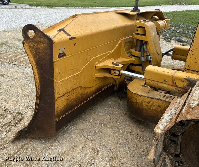 image for item OK9730 1998 Caterpillar D6M XL  dozer