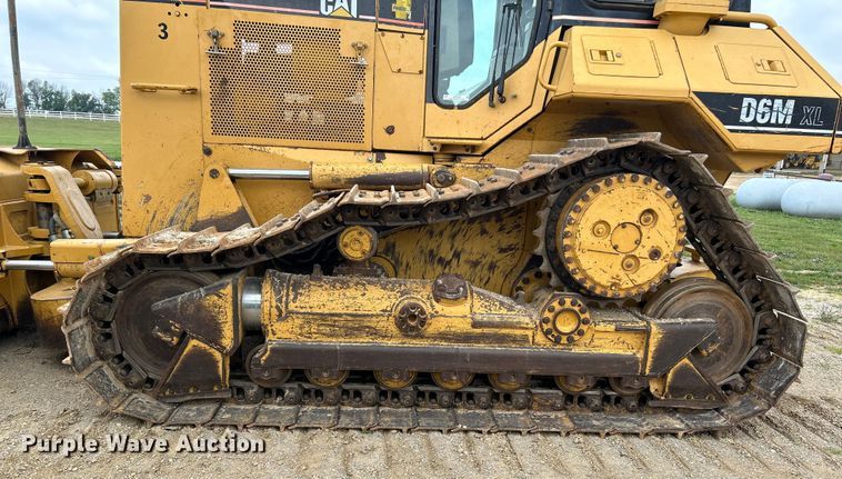 image for item OK9730 1998 Caterpillar D6M XL  dozer