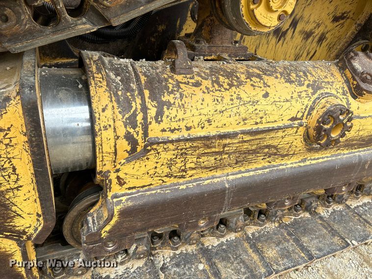 image for item OK9730 1998 Caterpillar D6M XL  dozer