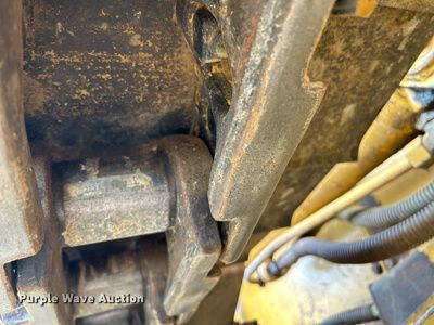 image for item OK9730 1998 Caterpillar D6M XL  dozer