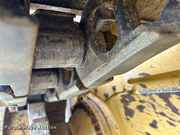 image for item OK9730 1998 Caterpillar D6M XL  dozer