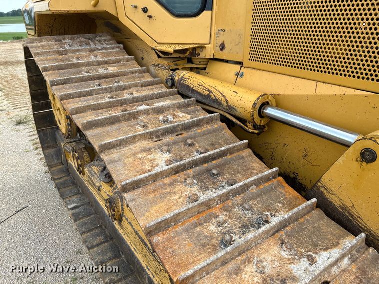 image for item OK9730 1998 Caterpillar D6M XL  dozer