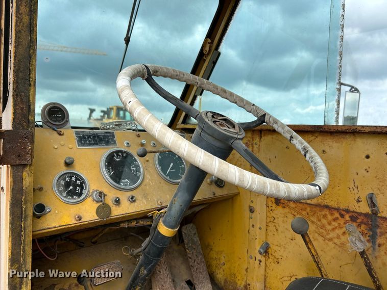 image for item OK9732 1973 P&H 650ATC  crane