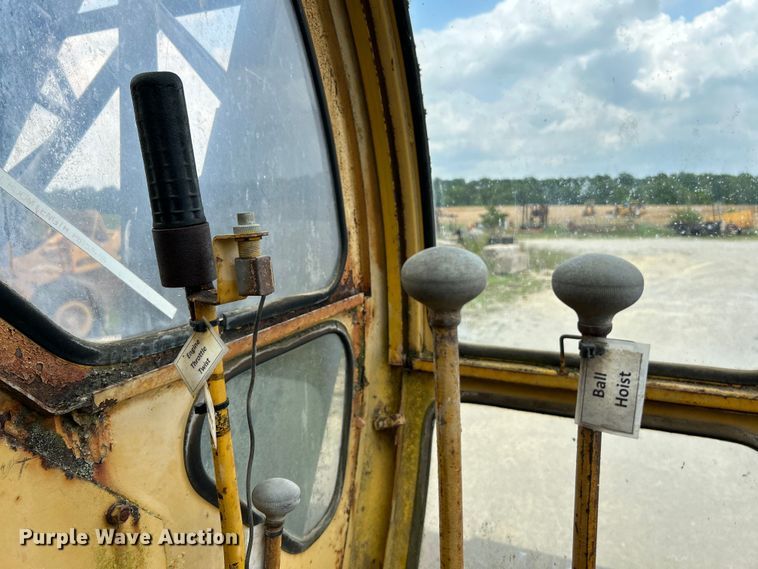 image for item OK9732 1973 P&H 650ATC  crane