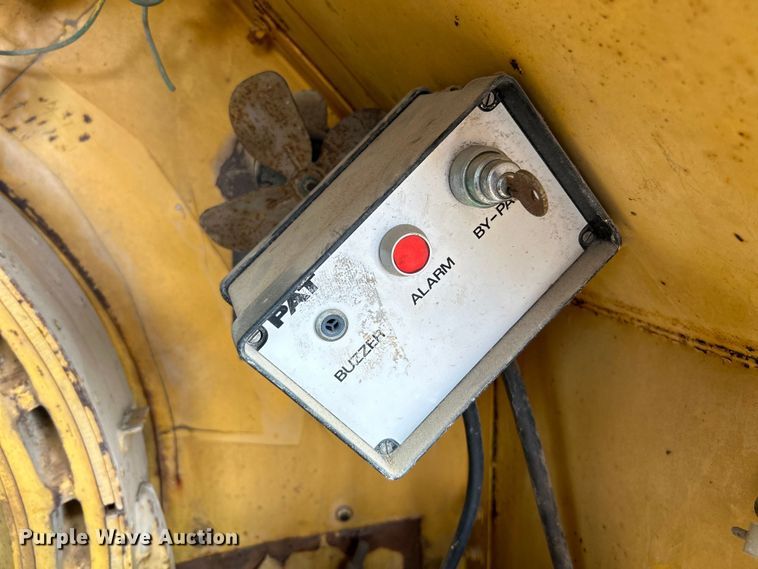 image for item OK9732 1973 P&H 650ATC  crane