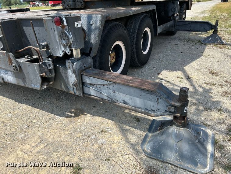 image for item OK9732 1973 P&H 650ATC  crane