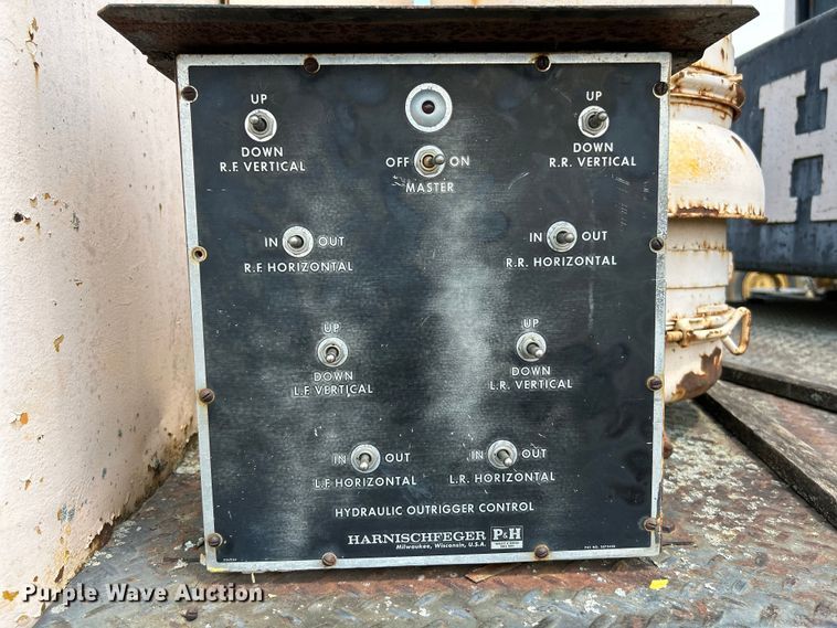 image for item OK9732 1973 P&H 650ATC  crane