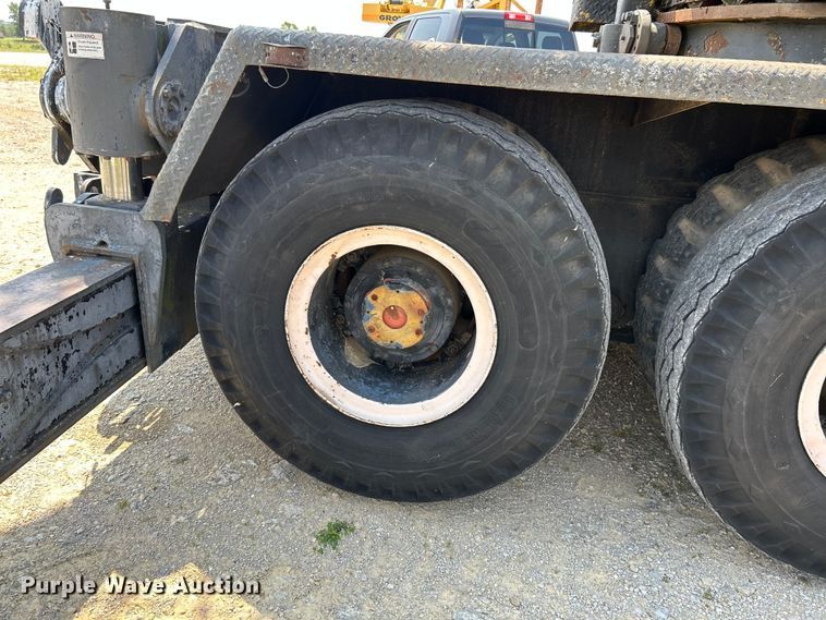 image for item OK9732 1973 P&H 650ATC  crane