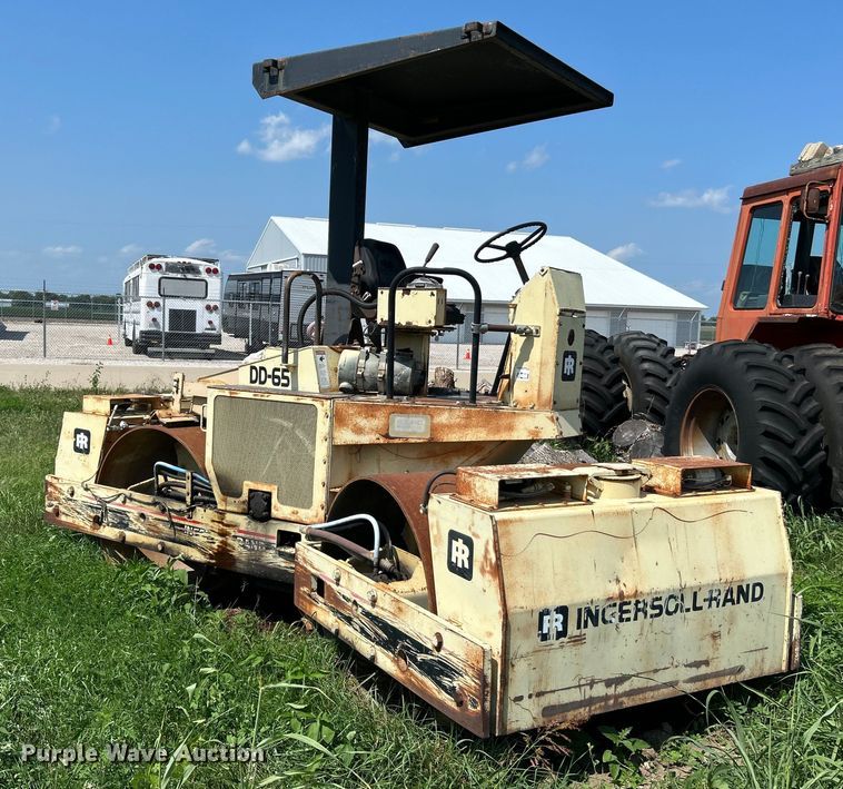 image for item OK9745 1996 Ingersoll Rand DD-65  double drum vibratory roller