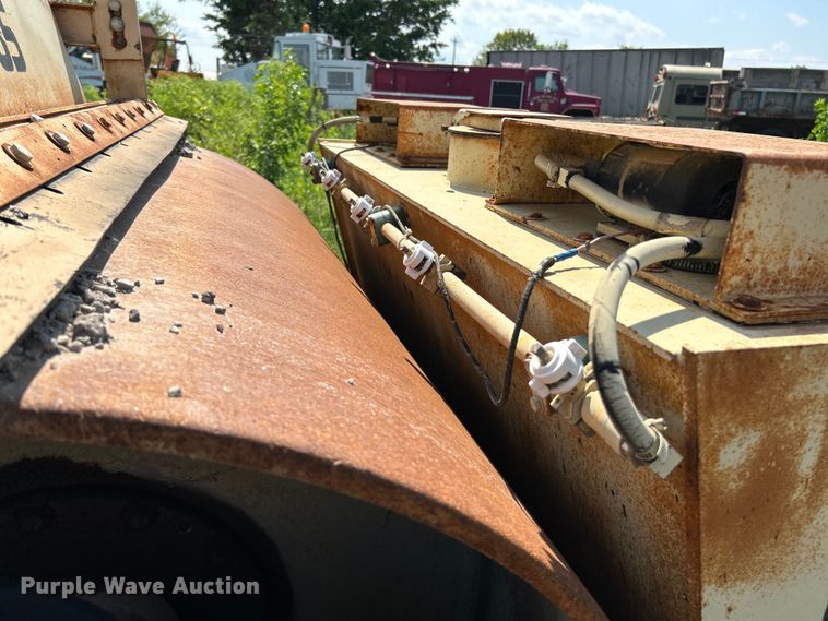 image for item OK9745 1996 Ingersoll Rand DD-65  double drum vibratory roller