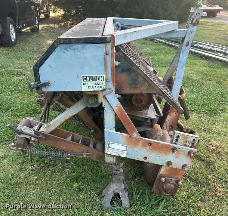 image for item DI7951 Southern Green 60  aerator