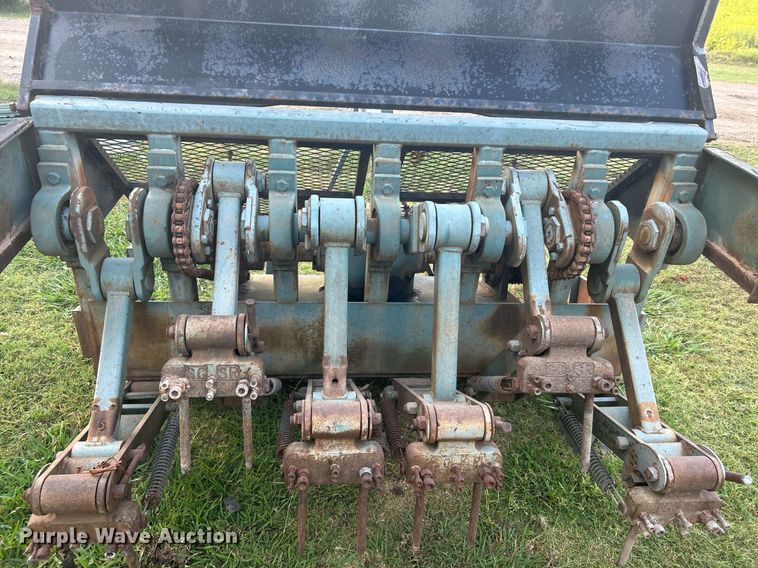 image for item DI7951 Southern Green 60  aerator