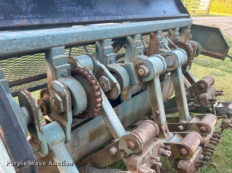 image for item DI7951 Southern Green 60  aerator