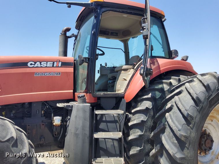 image for item DJ0837 2010 Case-IH Magnum 275  MFWD tractor