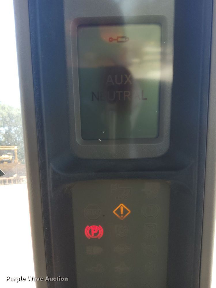 image for item DJ0837 2010 Case-IH Magnum 275  MFWD tractor