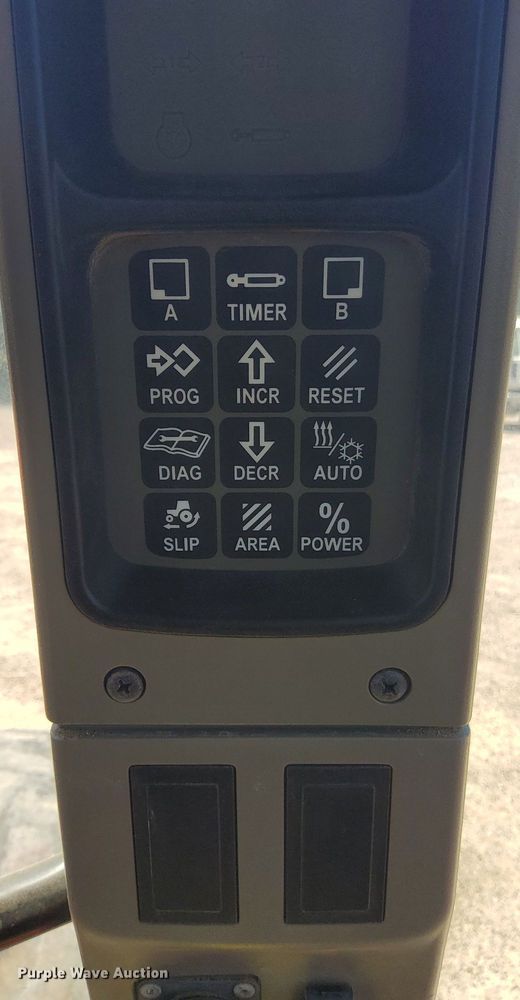 image for item DJ0837 2010 Case-IH Magnum 275  MFWD tractor