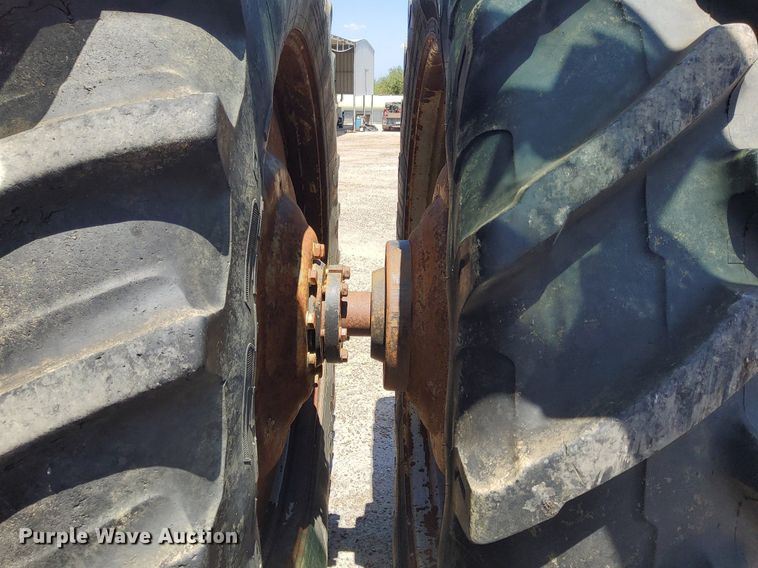 image for item DJ0837 2010 Case-IH Magnum 275  MFWD tractor