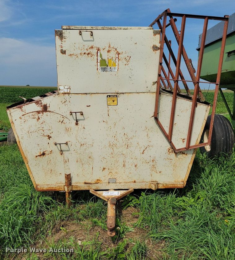 image for item DN4033 Apache CF890  creep feeder