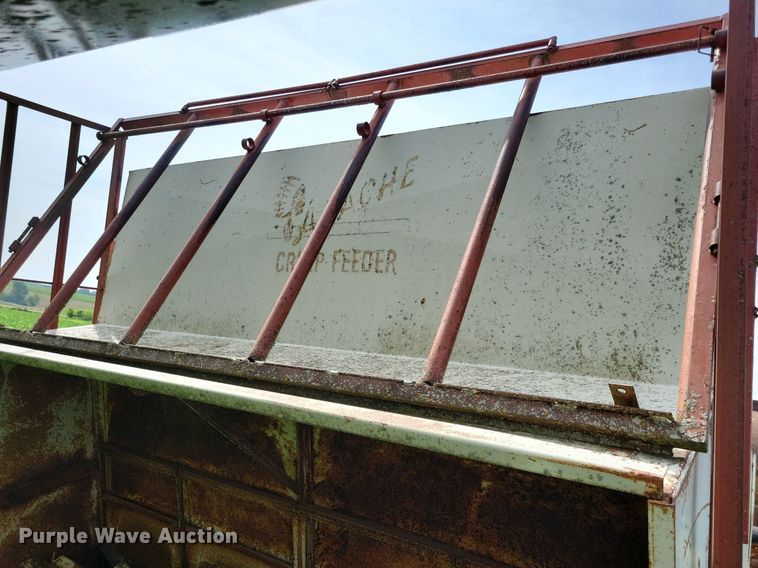 image for item DN4033 Apache CF890  creep feeder