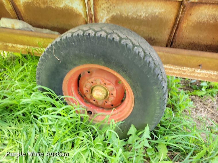 image for item DN4033 Apache CF890  creep feeder