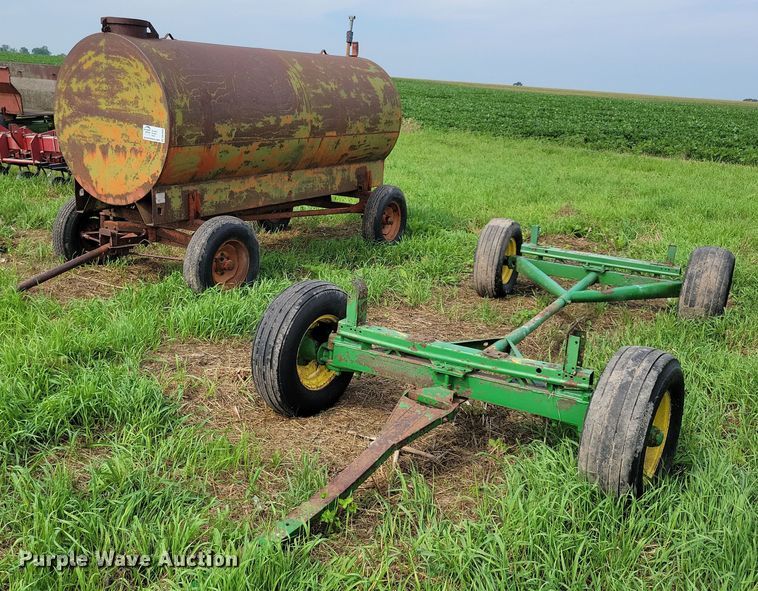 image for item DN4035 (2) nurse tank trailers