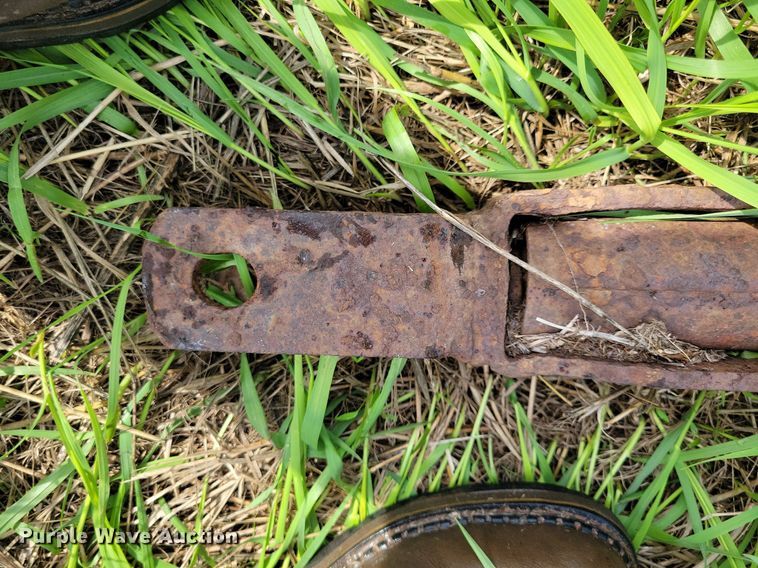 image for item DN4035 (2) nurse tank trailers