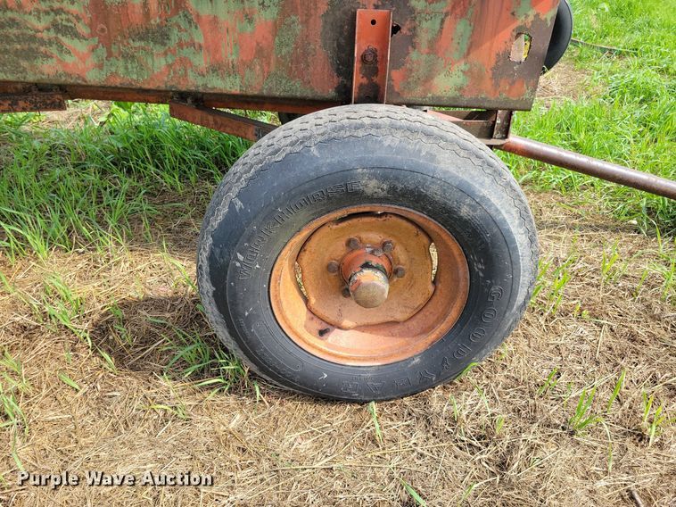 image for item DN4035 (2) nurse tank trailers