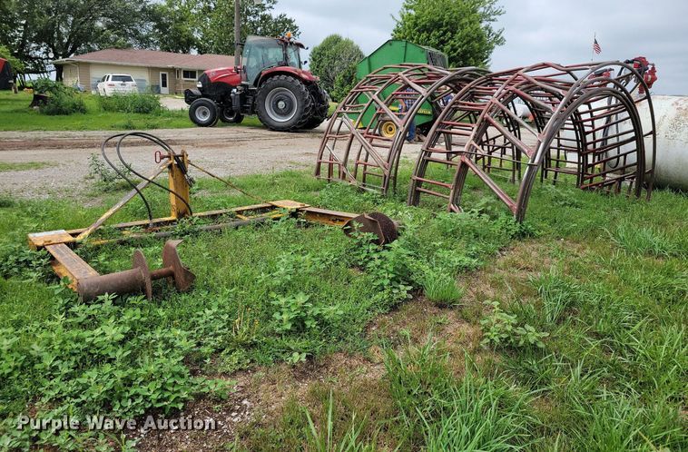 image for item DN4054 (4) round bale feeders