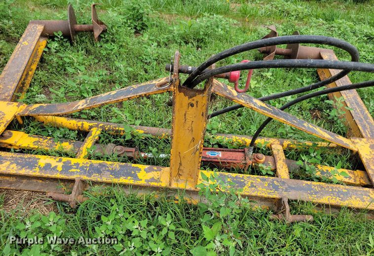 image for item DN4054 (4) round bale feeders