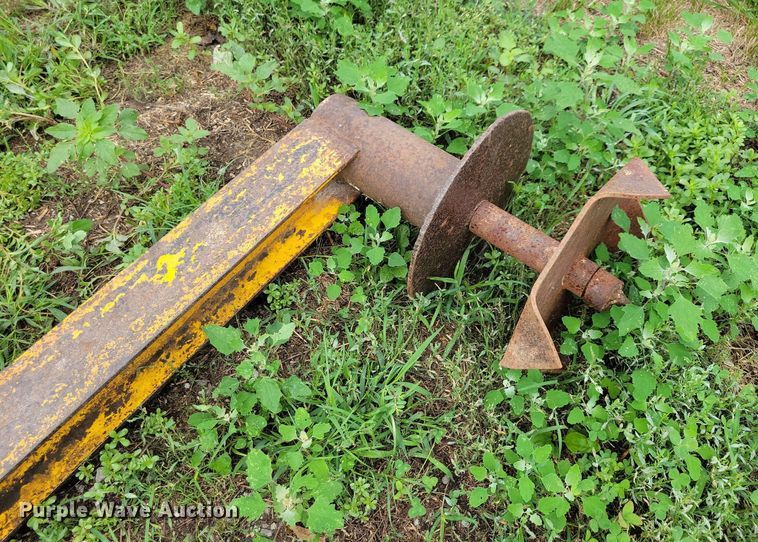 image for item DN4054 (4) round bale feeders