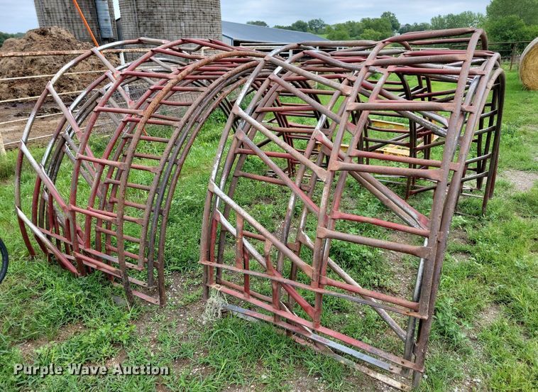 image for item DN4054 (4) round bale feeders